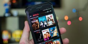 Netflix Stranger Things, You, The Order, Lucifer, the Witcher, Peaky Blinders, outer banks, emily in paris