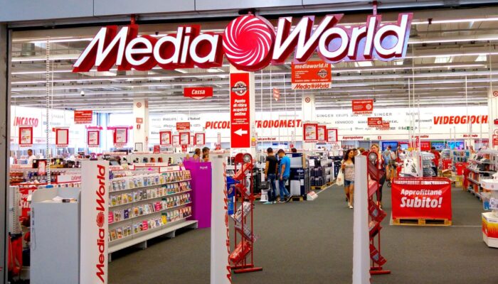 MediaWorld: volantino e risparmio su smartphone, PC ed elettronica 