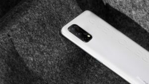 Realme Q2