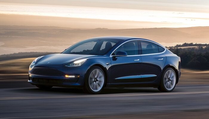 Tesla, Model 3, Elon Musk, Cina, batterie