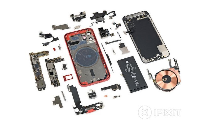 iPhone 12 mini, il teardown di iFixit svela l’interno del device