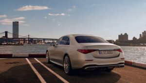 Mercedes Classe S MBUX gestire smart home dall'auto