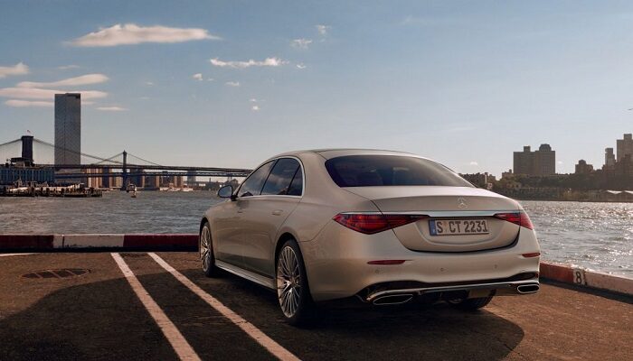 Mercedes Classe S MBUX gestire smart home dall'auto