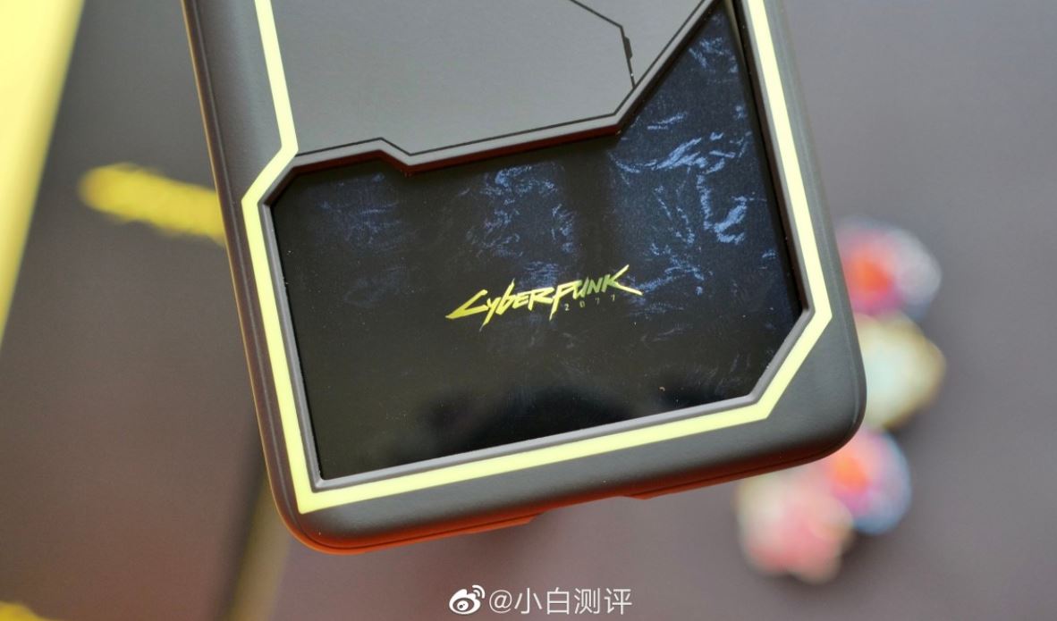 OnePlus-8T-Cyberpunk-2077-Edition-ufficiale-2