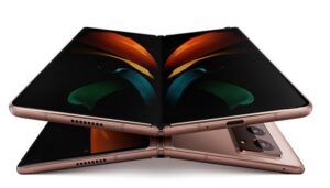 Samsung, Galaxy Z Fold 2, One UI 3.0, Android 11, foldable, smartphone pieghevole