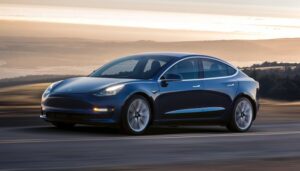 Tesla, Model 3, Elon Musk, batterie