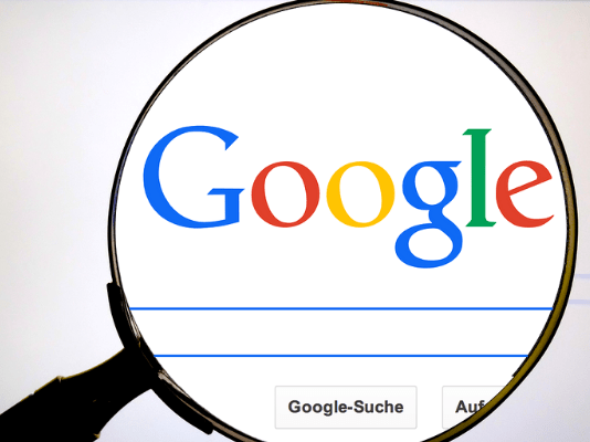 Google: è bufera di concorrenza tra motori di ricerca, imprese ed editori
