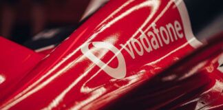 Vodafone Happy Friday: promo fino a 100 Giga e regali solo oggi