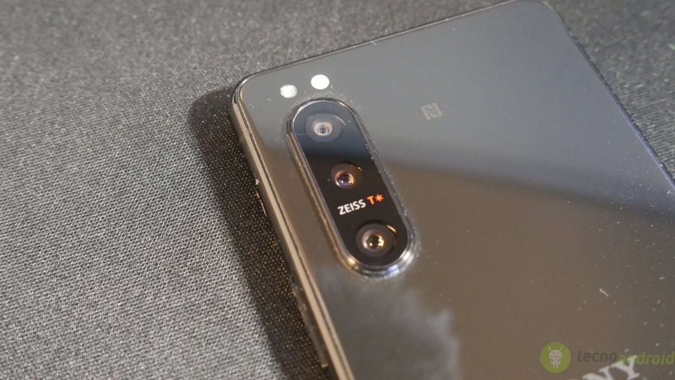 Xperia 5 II (15) (FILEminimizer)