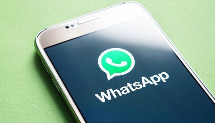 WhatsApp: il messaggio in chat è clamoroso, si offre una ricarica gratis