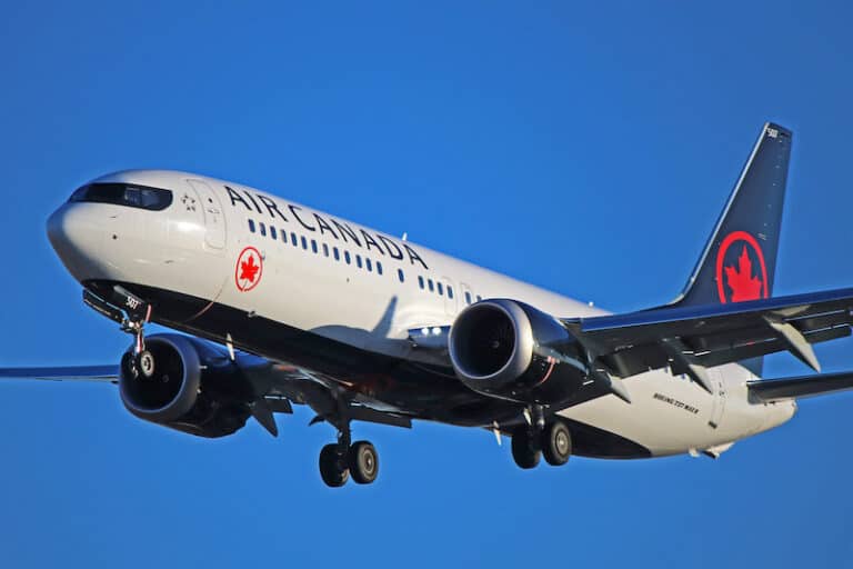 Boeing 737