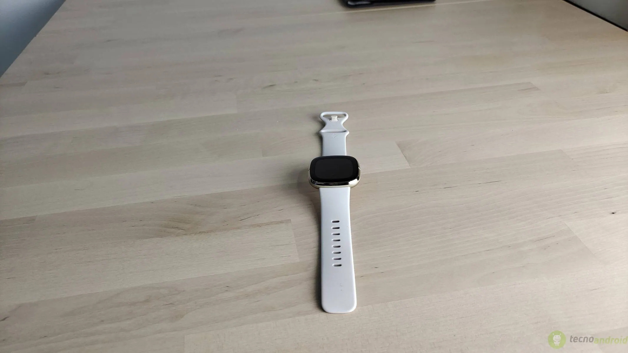 fitbit sense (3)