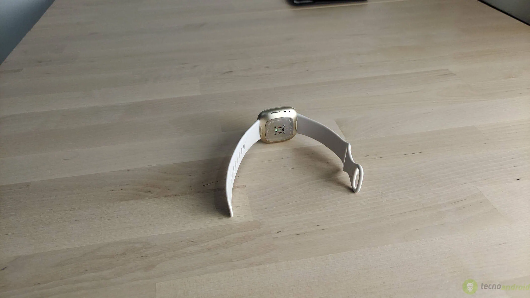 fitbit sense (4)