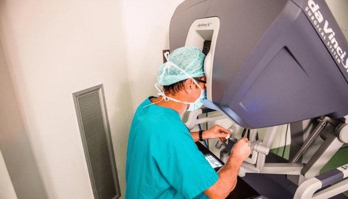 Nuove tecnologie: il visore robotico è la nuova frontiera della medicina