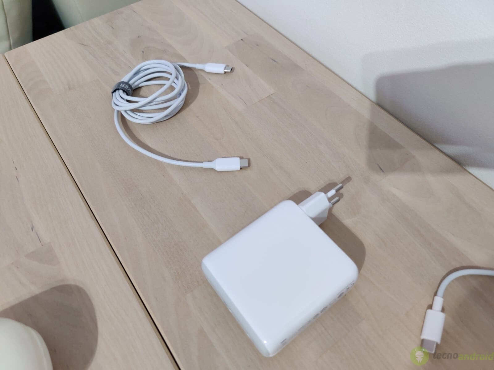 Anker nano PowerPort III Duo (4) _