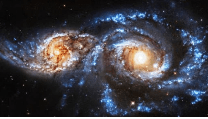 collisione-galassie-telescopio-hubble
