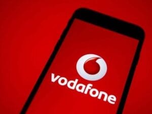 Vodafone: le offerte di gennaio recuperano utenti, tanti giga e prezzi top