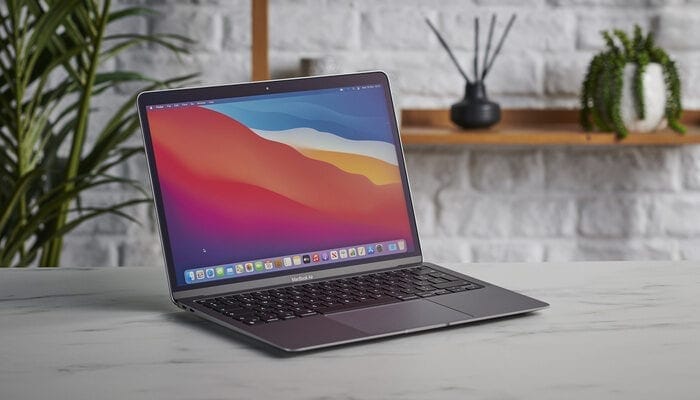 apple-macbook-m1-air-chipset-soc-laptop-device-portatile-problema-
