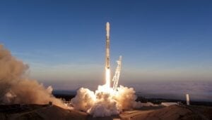 spacex-lancio-record-satelliti-orbita