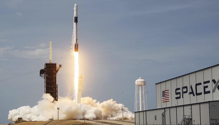 SpaceX è storia: record per numero di satelliti lanciati con un solo razzo