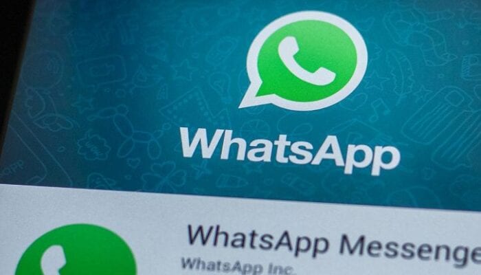 WhatsApp: clamoroso trucco gratis per entrare da invisibile
