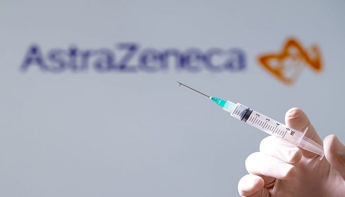 Vaccino Astra-Zeneca, in autunno nuova versione contro le varianti del virus
