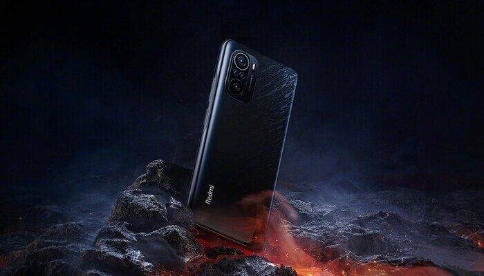 redmi-k40-device-android-cina-snapdragon-amoled-display-fotocamera-batteria-ricarica-rapida