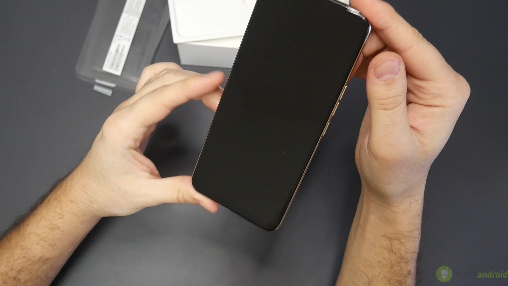 zte axon (19)