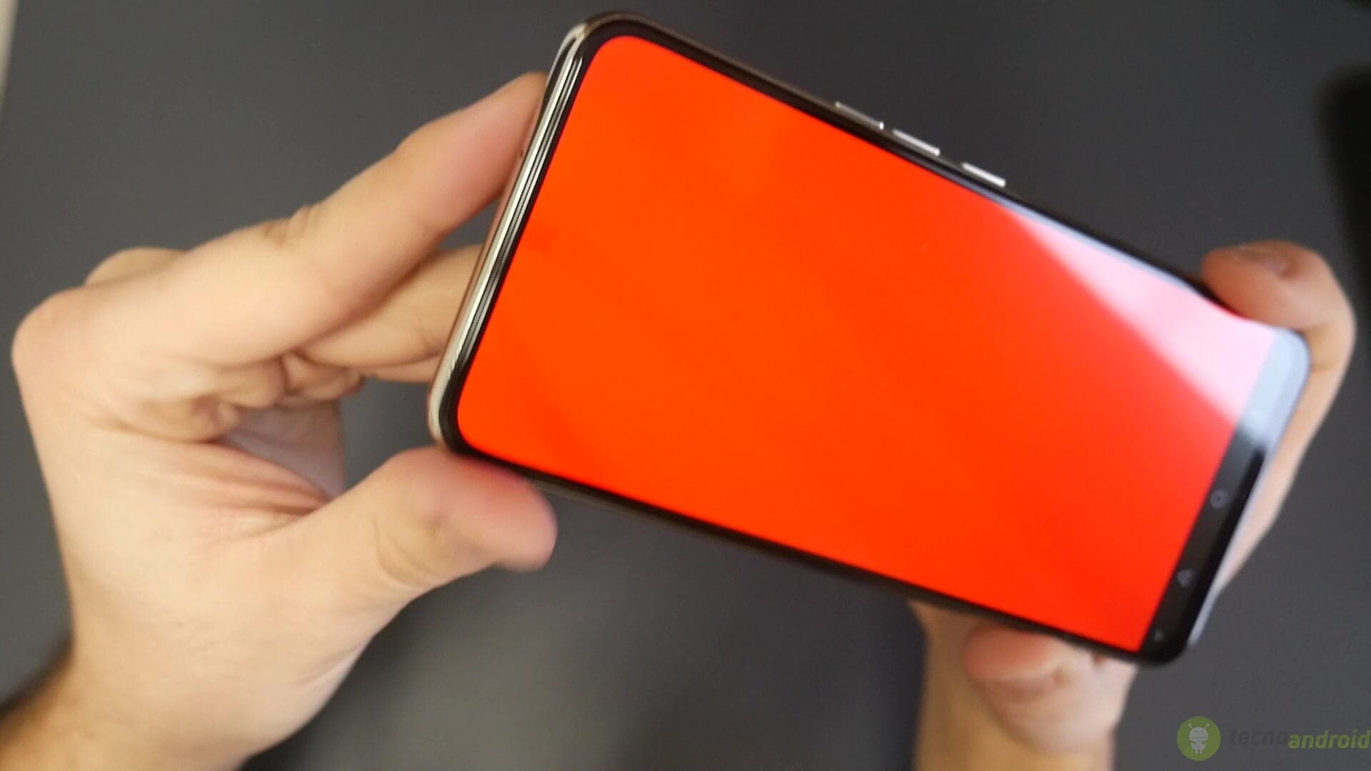 zte axon (21)