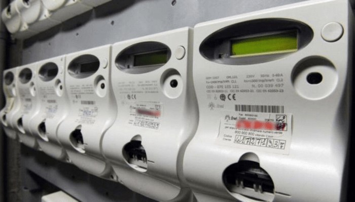 Contatori modificati: vi spieghiamo come avviene la truffa del magnete