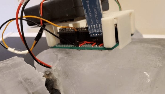 IceBot, un robot di ghiaccio in grado di auto-ripararsi su un altro pianeta