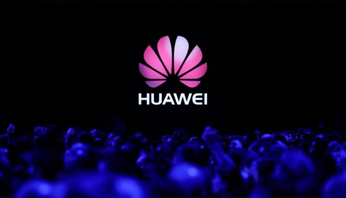 Huawei come Xiaomi, pianifica uno smartphone con più schermi