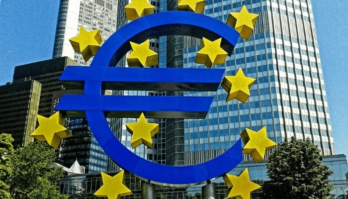 Banche europee sulla difensiva, per i prestiti i criteri sono più rigidi