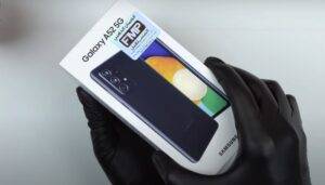 Samsung Galaxy A52 5G video unboxing