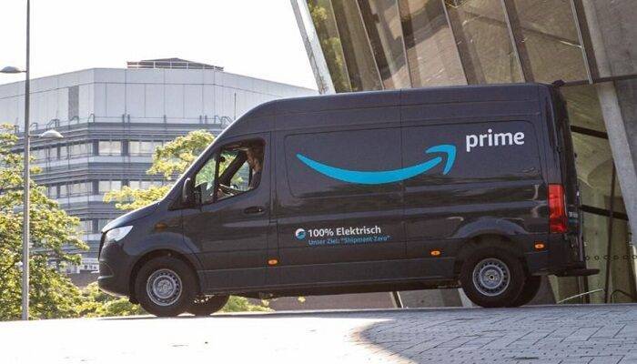 amazon-caccia-sbadigli-lavoro-controllo