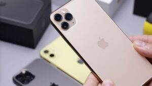 iphone-11-pro-mese-fondo-lago-ghiacciato