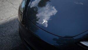 tesla-cina-vetture-spie