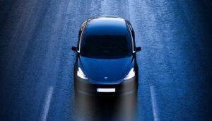 tesla-truffa-clienti-doppio-pagamento