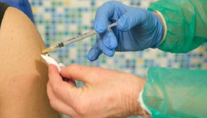 Covid: nuovo piano vaccinale, dal dopo Pasqua si procederà a 700mila dosi al giorno