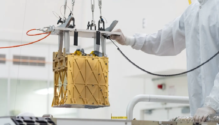 MOXIE: il dispositivo che produce ossigeno dall’atmosfera di Marte