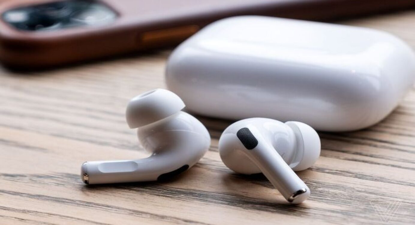 Windows 10: questo aggiornamento introdurrá una migliore qualitá audio per  AirPods
