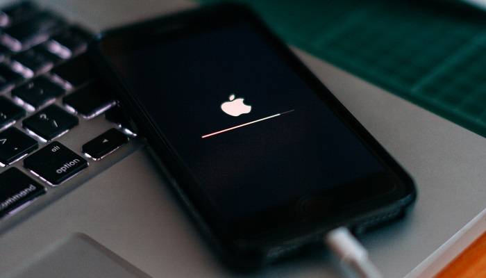 Apple mette in imbarazzo Android: iOS 14 sul 90% degli iPhone