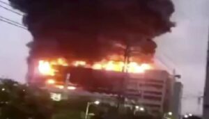 apple-incendio-fabbrica-fornitore