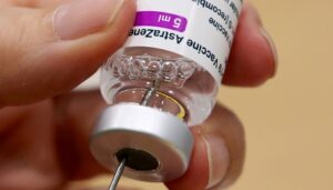 astrazeneca-effetti-collaterali-casi-aumento