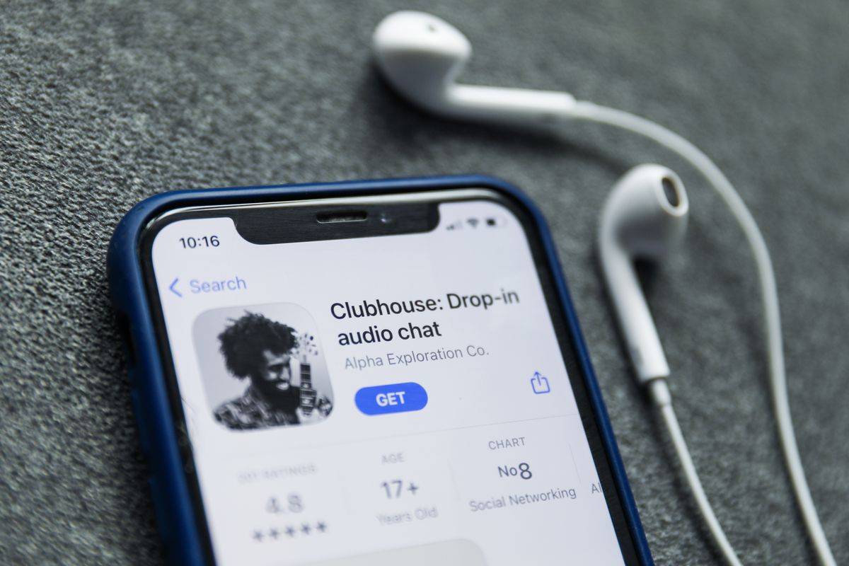 Clubhouse: ecco il social che sconfigge Facebook, Instagram e TikTok