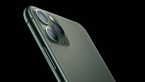 iphone-11-pro-max-resiste-un-anno-lago-taiwan-ghiacciato-mese-resistenza