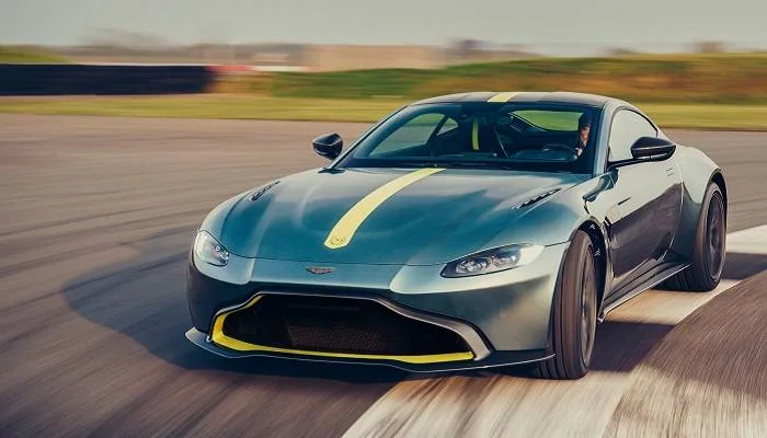 Aston Martin, la prima supercar elettrica arriverà tra pochi anni