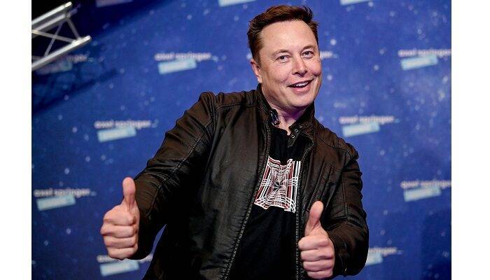 Elon Musk, Tesla, Space X, Netflix, Apple