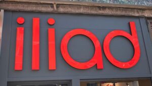 Iliad offre 100 giga e il 5G gratis a tutti: ecco il prezzo