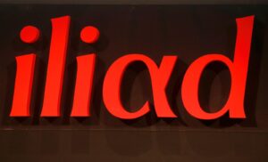 Iliad batte ancora tutti con la Giga 100 che costa solo 9,99 euro